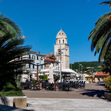 Mare Di Stelle Bed & Breakfast Sirolo Bagian luar foto